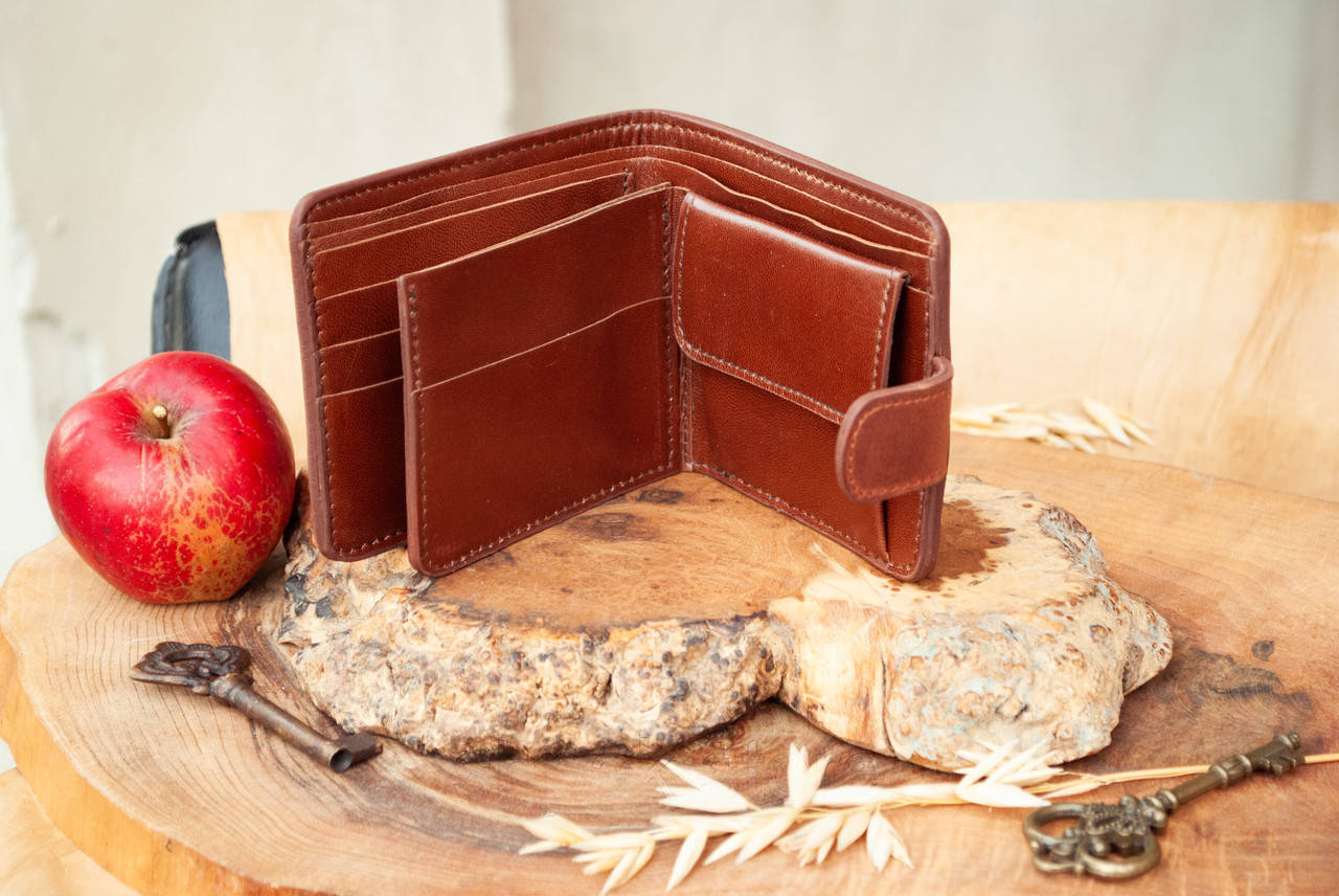 Light Brown Men's Leather Wallet with Ukrainian Trident Emblem