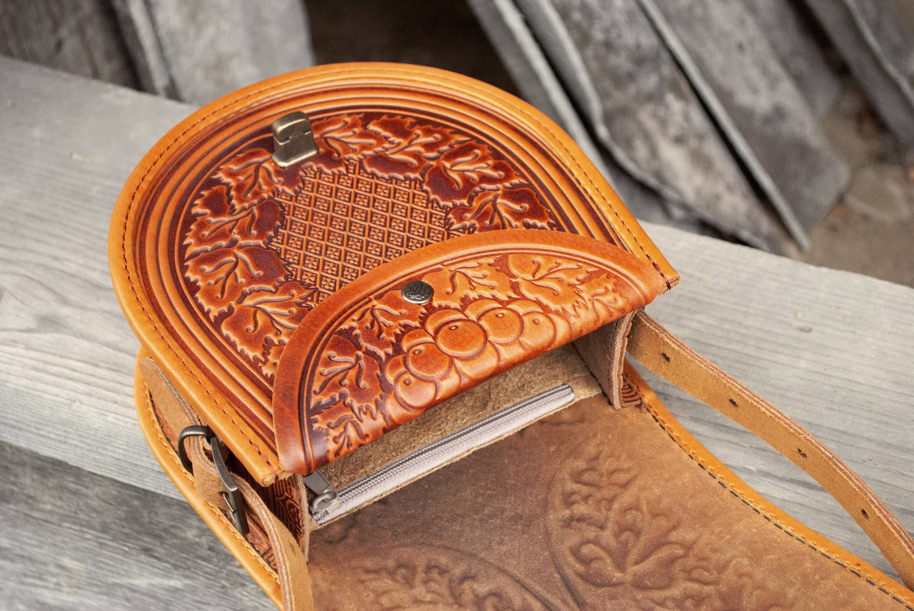 Semi-Circular Leather Crossbody Bag with Boho Embossed Pattern – Chestnut Brown